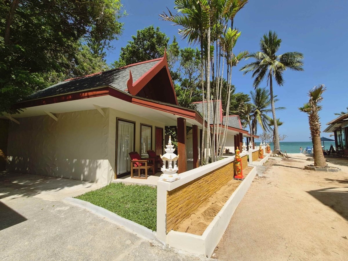 Beachside Villa